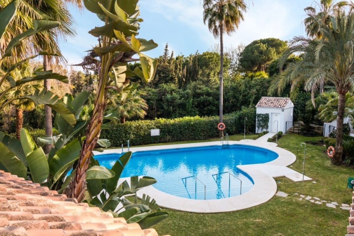 Apartamento de 4 habitaciones en Golden Mile en venta con piscina garaje - 895.000 € (Ref: 10001691)