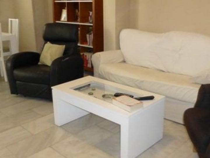 4 soveværelse Lejlighed til salg i Nueva Andalucia med swimmingpool garage - € 430.000 (Ref: 10001693)