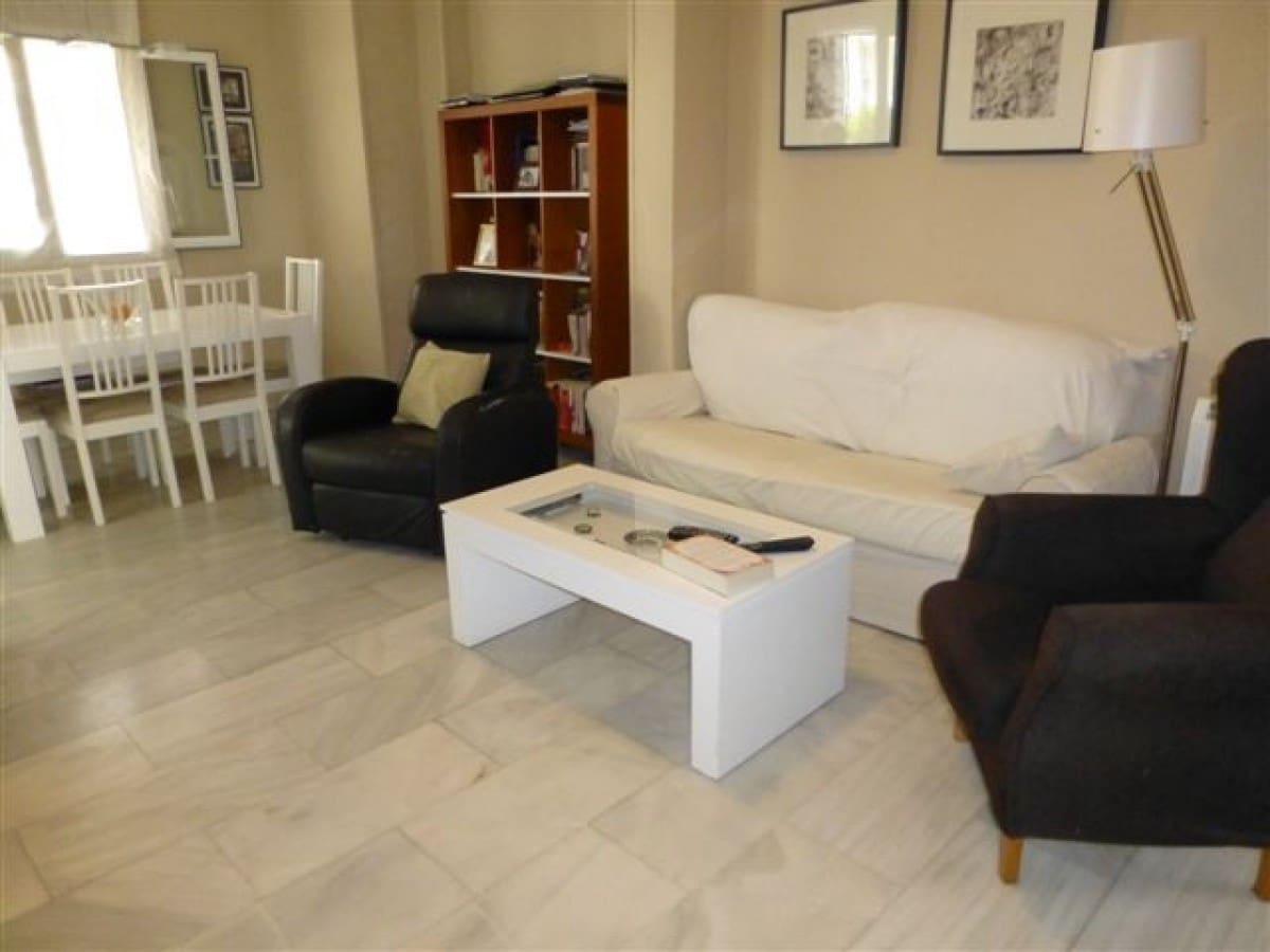 4 soveværelse Lejlighed til salg i Nueva Andalucia med swimmingpool garage - € 430.000 (Ref: 10001693)