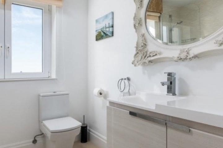9 quarto Moradia para venda em Benahavis com piscina garagem - 2 795 000 € (Ref: 10001695)