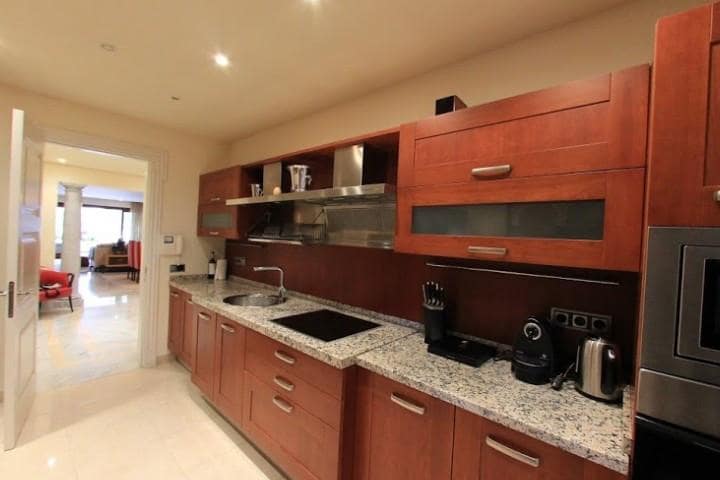 3 quarto Apartamento para venda em Marbella com piscina garagem - 1 950 000 € (Ref: 10001696)