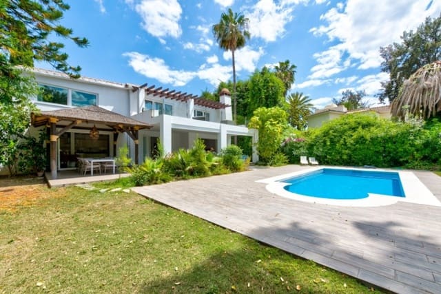 4 soverom Villa til salgs i Marbella med svømmebasseng garasje - € 1 399 000 (Ref: 10001698)
