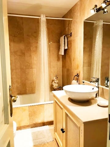 Casa de 4 habitaciones en Nueva Andalucia, Marbella en venta con piscina garaje - 339.000 € (Ref: 10001700)