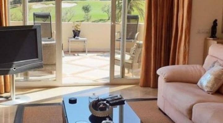 2 soveværelse Penthouse til salg i Marbella med swimmingpool garage - € 495.000 (Ref: 10001701)