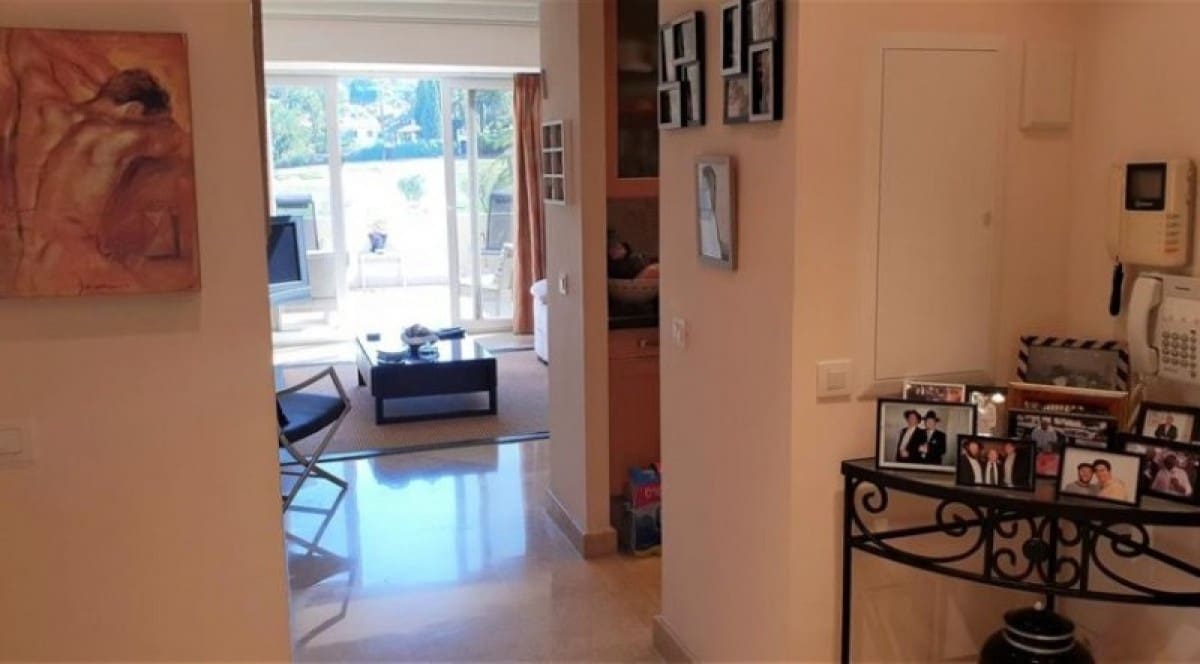 2 soveværelse Penthouse til salg i Marbella med swimmingpool garage - € 495.000 (Ref: 10001701)
