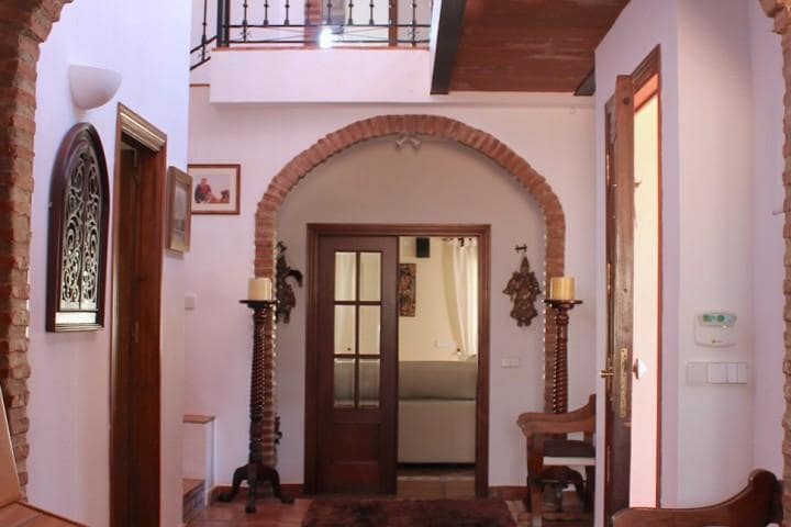 6 chambre Villa/Maison à vendre à Estepona avec piscine garage - 1 615 000 € (Ref: 10001703)