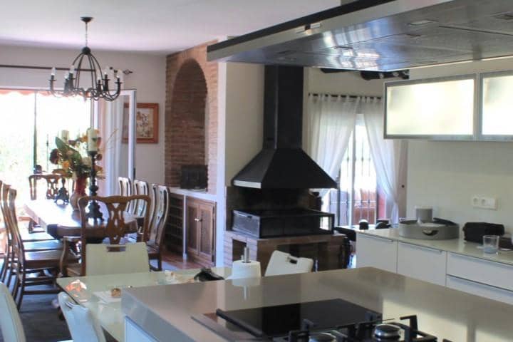 6 chambre Villa/Maison à vendre à Estepona avec piscine garage - 1 615 000 € (Ref: 10001703)