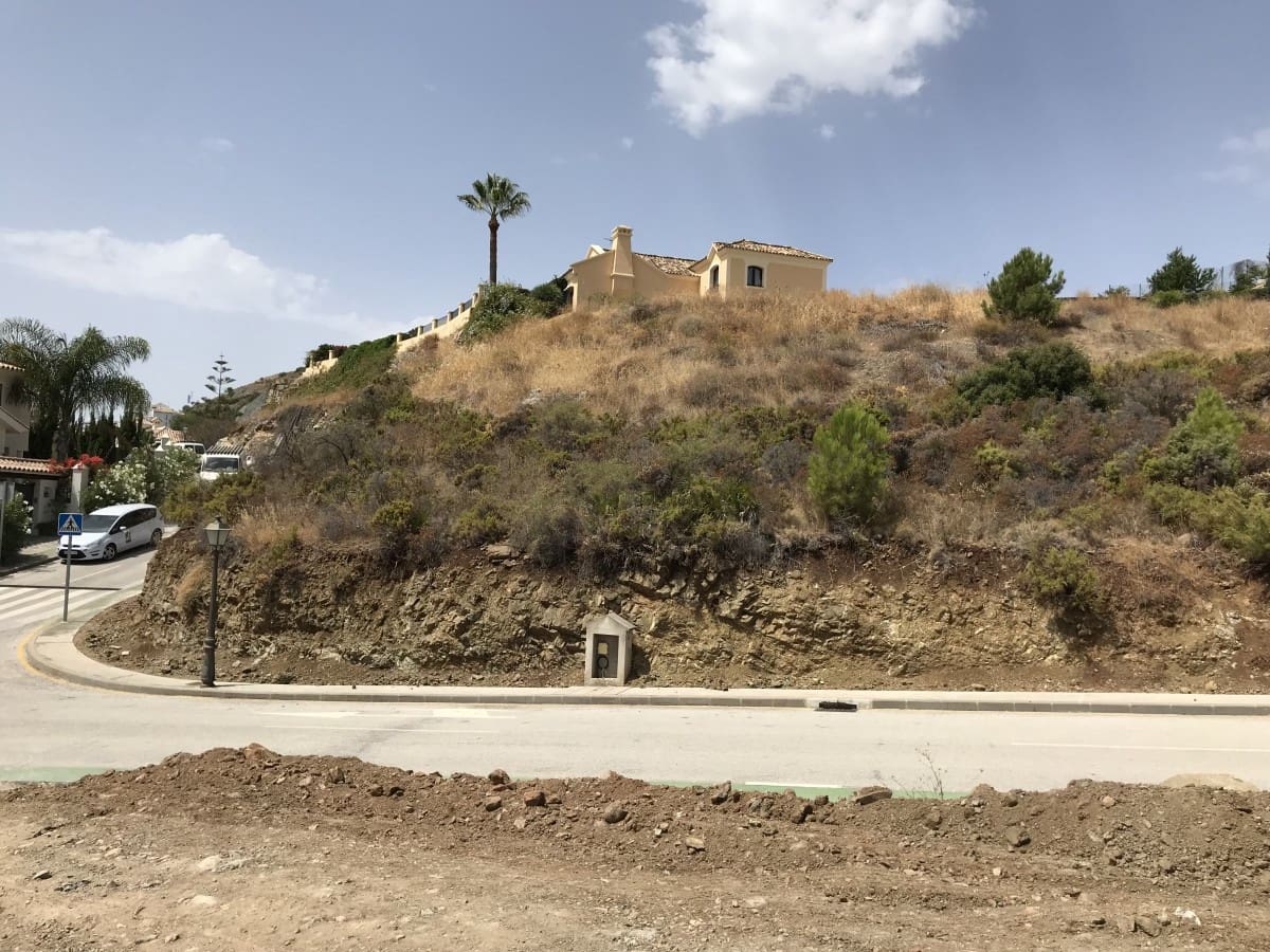 Tomt till salu i Benahavis - 460 000 € (Ref: 10001706)