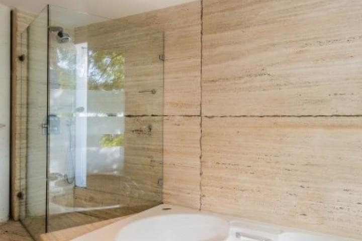 2 bedroom Villa for sale in Marbella with pool - € 2,199,500 (Ref: 10001708)