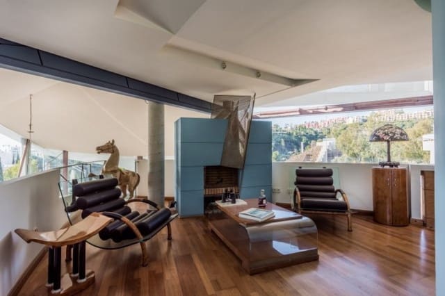 2 bedroom Villa for sale in Marbella with pool - € 2,199,500 (Ref: 10001708)
