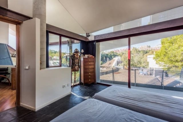 2 bedroom Villa for sale in Marbella with pool - € 2,199,500 (Ref: 10001708)