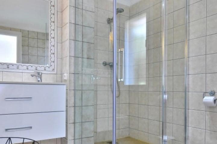 5 Zimmer Villa zu verkaufen in Marbella mit Pool Garage - 1.700.000 € (Ref: 10001711)