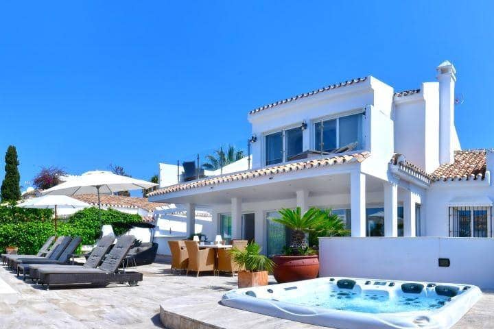 5 Zimmer Villa zu verkaufen in Marbella mit Pool Garage - 1.700.000 € (Ref: 10001711)