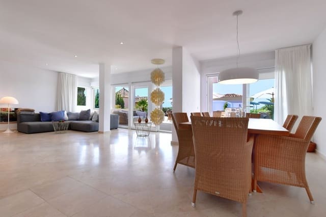 5 Zimmer Villa zu verkaufen in Marbella mit Pool Garage - 1.700.000 € (Ref: 10001711)