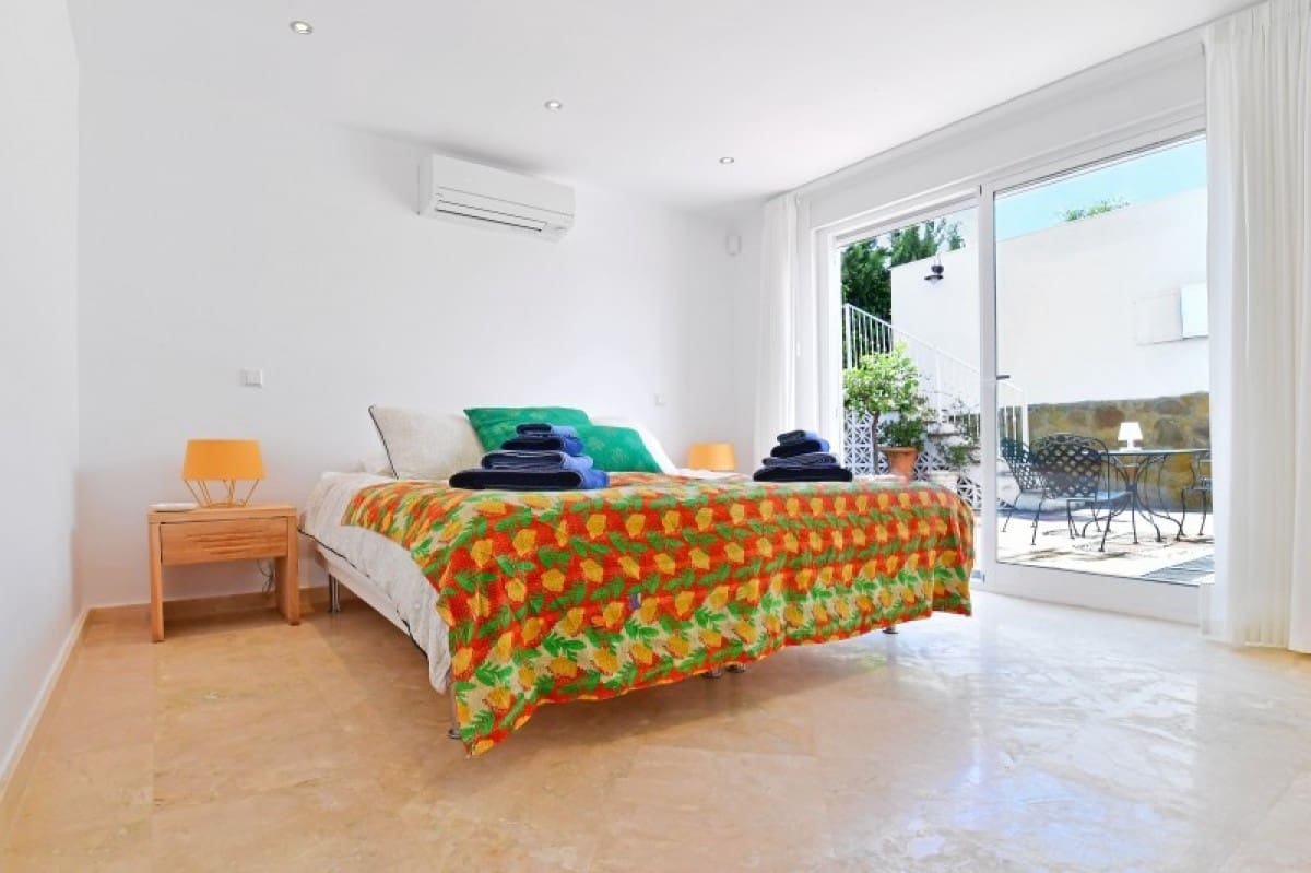 5 Zimmer Villa zu verkaufen in Marbella mit Pool Garage - 1.700.000 € (Ref: 10001711)