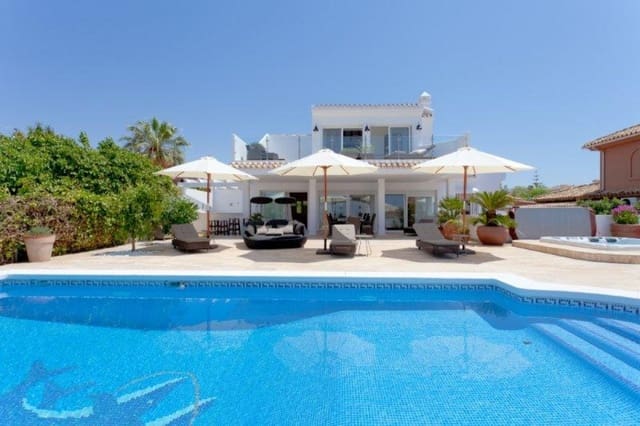 5 Zimmer Villa zu verkaufen in Marbella mit Pool Garage - 1.700.000 € (Ref: 10001711)