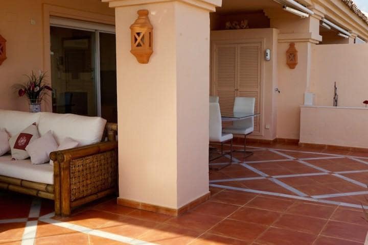 Ático de 3 habitaciones en Marbella en venta con piscina garaje - 875.000 € (Ref: 10001712)