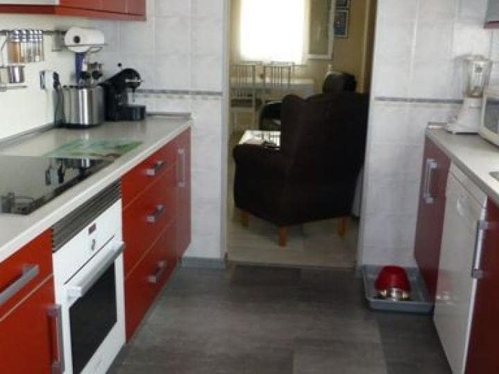 4 sovrum Lägenhet till salu i Nueva Andalucia med pool garage - 439 000 € (Ref: 10001714)