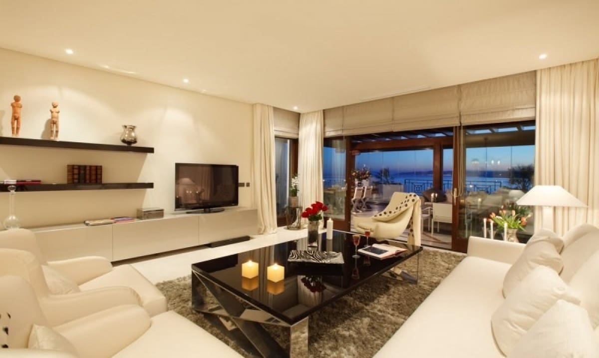 Ático de 3 habitaciones en Estepona en venta con piscina garaje - 2.150.000 € (Ref: 10001715)