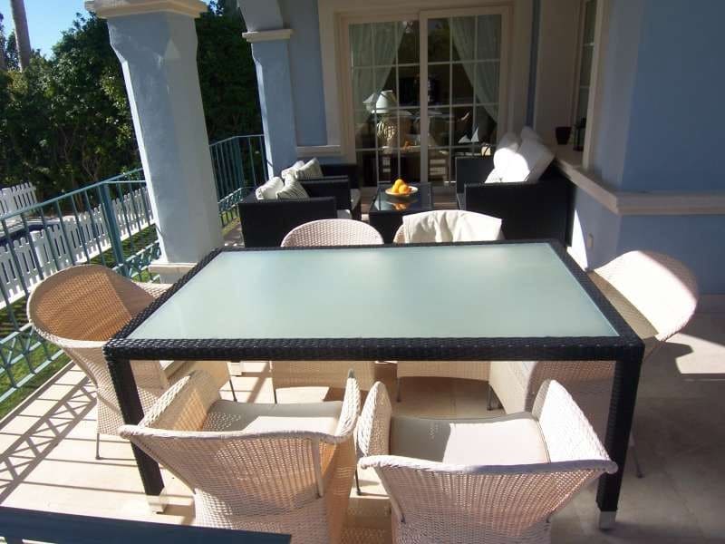 6 chambre Villa/Maison à vendre à Puerto Banus avec piscine garage - 1 250 000 € (Ref: 10001717)