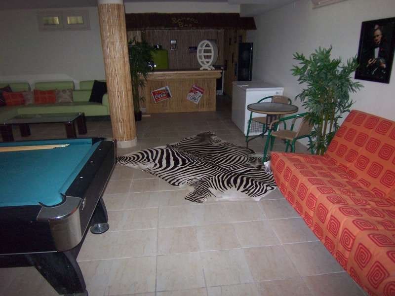 6 chambre Villa/Maison à vendre à Puerto Banus avec piscine garage - 1 250 000 € (Ref: 10001717)