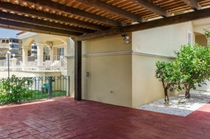 5 slaapkamer Villa te koop in Marbella met zwembad garage - € 1.950.000 (Ref: 10001720)
