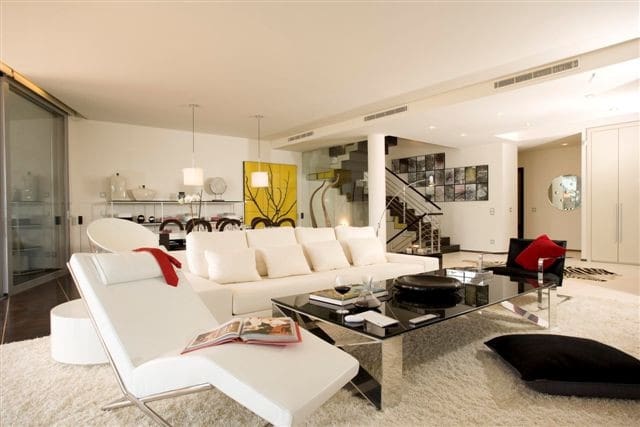 3 sypialnia Dom na sprzedaż w Marbella z basenem garażem - 1 360 000 € (Ref: 10001724)