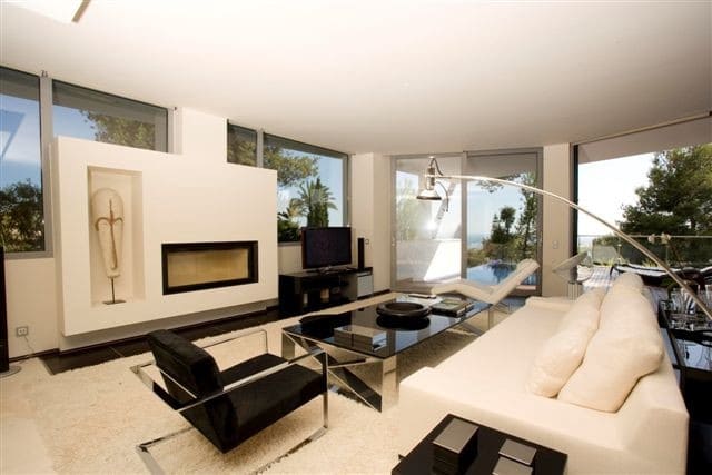 3 sypialnia Dom na sprzedaż w Marbella z basenem garażem - 1 360 000 € (Ref: 10001724)