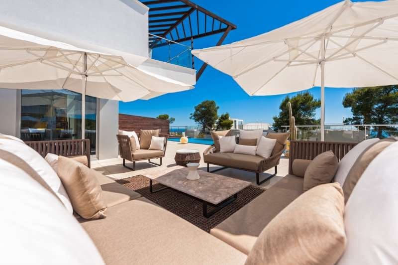 3 sypialnia Apartament na sprzedaż w Marbella z basenem garażem - 1 365 000 € (Ref: 10001725)