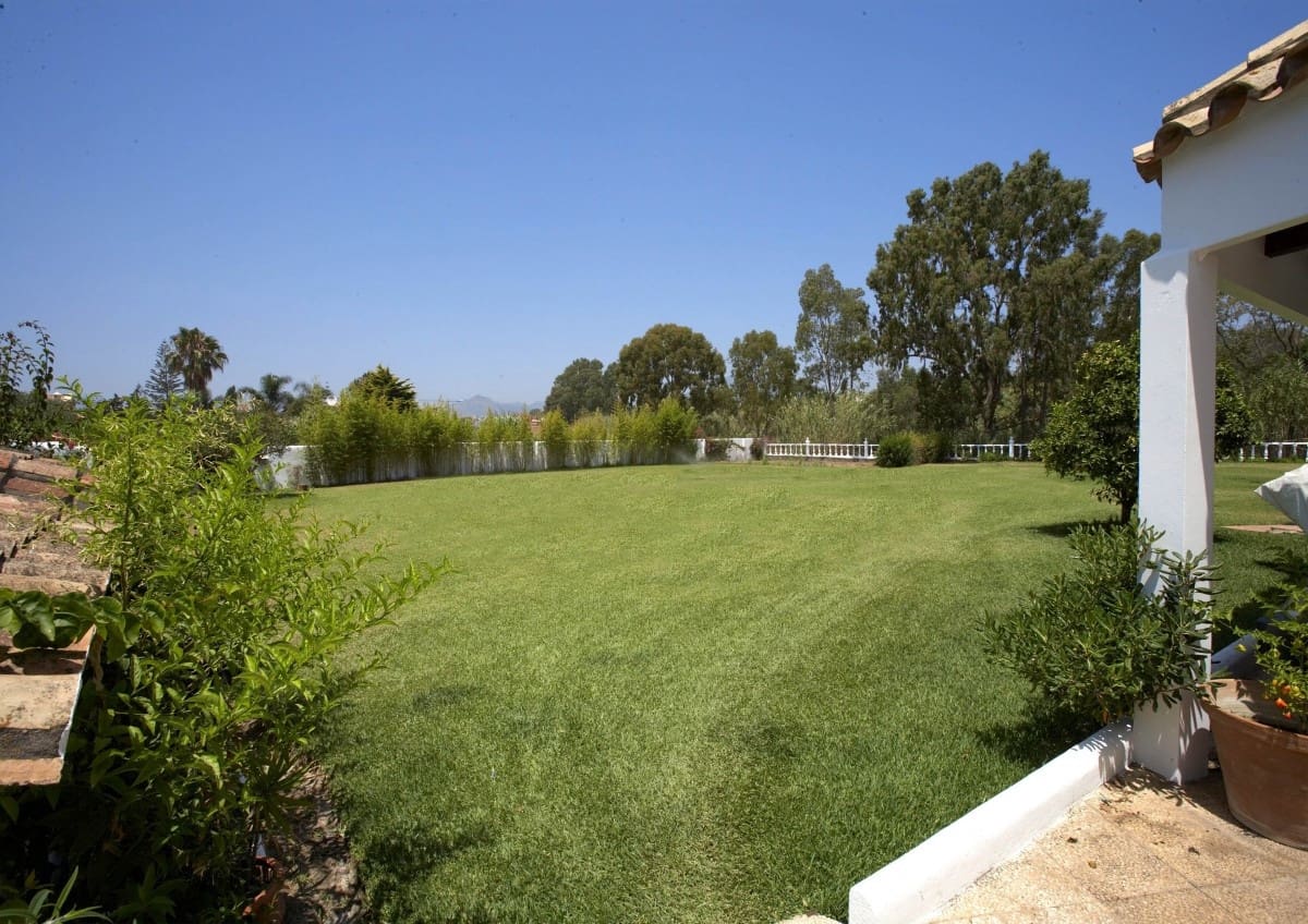 Chalet de 5 habitaciones en Marbella en venta con piscina garaje - 3.200.000 € (Ref: 10001727)