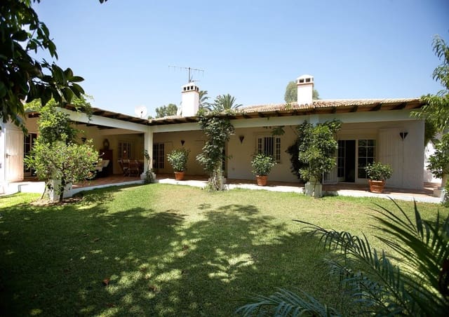 Chalet de 5 habitaciones en Marbella en venta con piscina garaje - 3.200.000 € (Ref: 10001727)