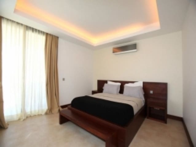 6 chambre Villa/Maison à vendre à Marbella avec piscine garage - 3 200 000 € (Ref: 10001728)