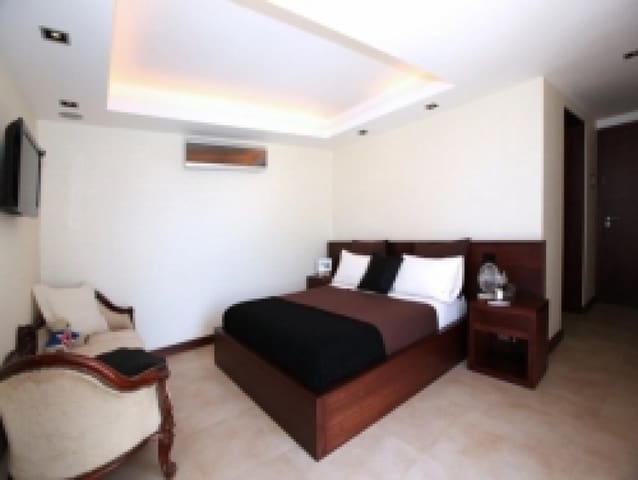 6 chambre Villa/Maison à vendre à Marbella avec piscine garage - 3 200 000 € (Ref: 10001728)