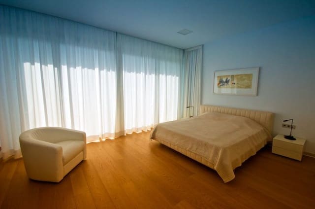 Chalet de 4 habitaciones en Benahavís en venta con piscina garaje - 3.700.000 € (Ref: 10001730)