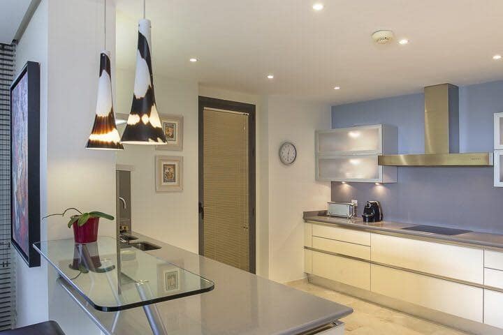 3 soveværelse Lejlighed til salg i Marbella med swimmingpool garage - € 1.200.000 (Ref: 10001732)