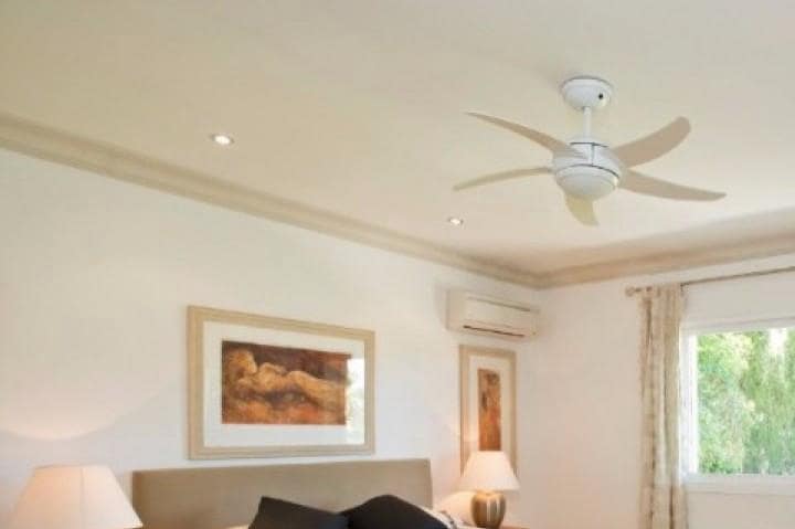 5 slaapkamer Villa te koop in Marbella met zwembad garage - € 2.499.000 (Ref: 10001733)