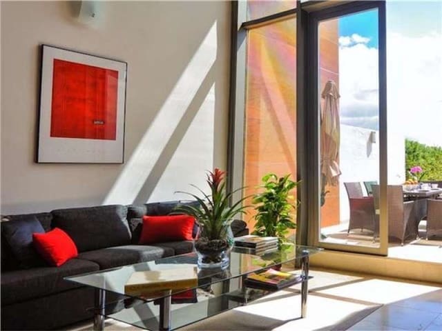 Casa de 4 habitaciones en Benahavís en venta con piscina garaje - 595.000 € (Ref: 10001734)