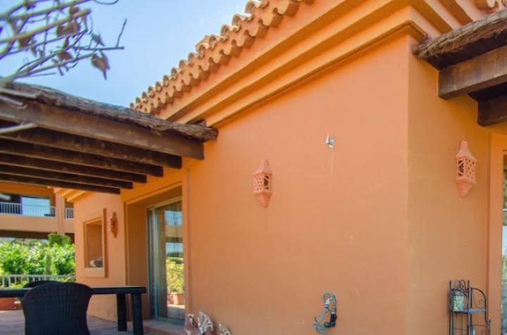 Ático de 3 habitaciones en Benahavís en venta con piscina garaje - 459.000 € (Ref: 10001736)