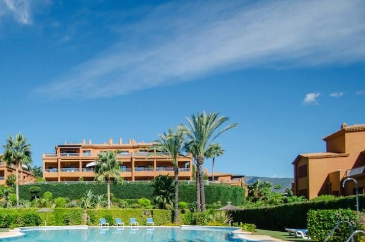 Ático de 3 habitaciones en Benahavís en venta con piscina garaje - 459.000 € (Ref: 10001736)