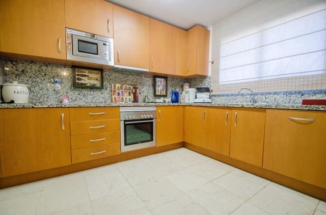 Ático de 3 habitaciones en Benahavís en venta con piscina garaje - 459.000 € (Ref: 10001736)