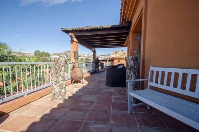 Ático de 3 habitaciones en Benahavís en venta con piscina garaje - 459.000 € (Ref: 10001736)