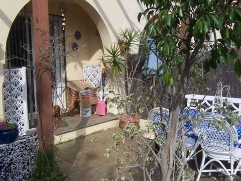 4 sypialnia Dom na sprzedaż w Nueva Andalucia z basenem garażem - 350 000 € (Ref: 10001738)