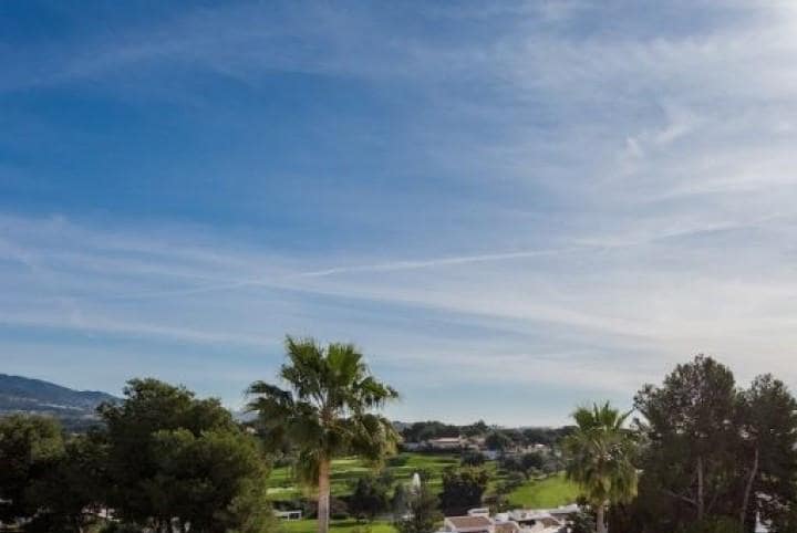 3 sypialnia Dom na sprzedaż w Marbella z basenem garażem - 475 000 € (Ref: 10001740)