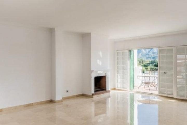 3 sypialnia Dom na sprzedaż w Marbella z basenem garażem - 475 000 € (Ref: 10001740)