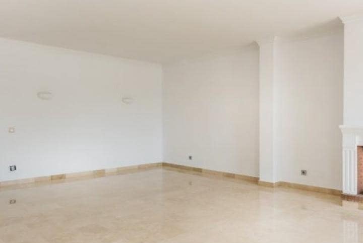 3 sypialnia Dom na sprzedaż w Marbella z basenem garażem - 475 000 € (Ref: 10001740)