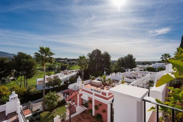 3 sypialnia Dom na sprzedaż w Marbella z basenem garażem - 475 000 € (Ref: 10001740)