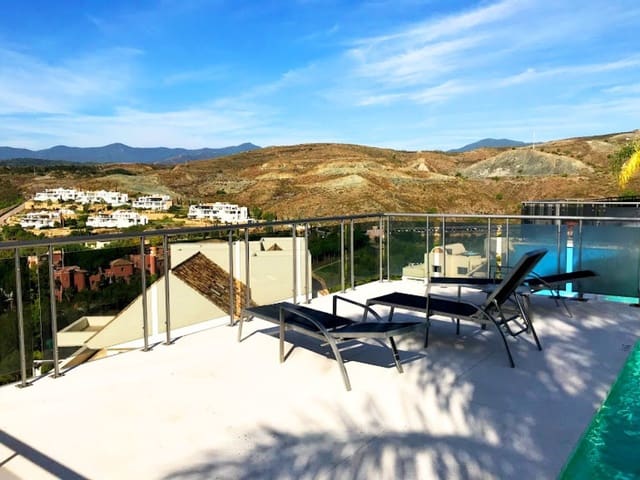 2 chambre Appartement à vendre à Los Flamingos, Benahavís avec piscine garage - 340 000 € (Ref: 10001741)