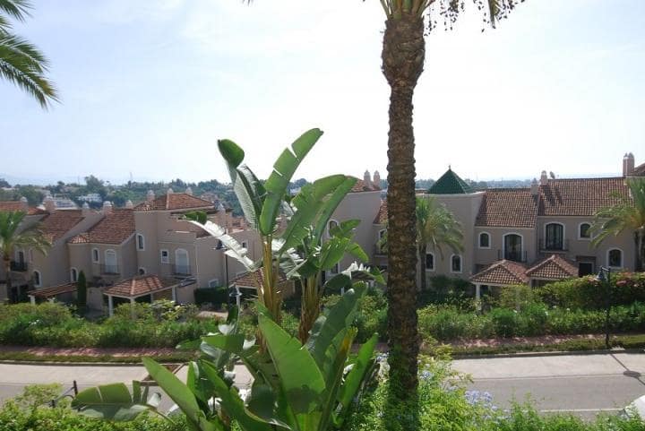 3 slaapkamer Appartement te koop in Marbella met zwembad garage - € 360.000 (Ref: 10001742)