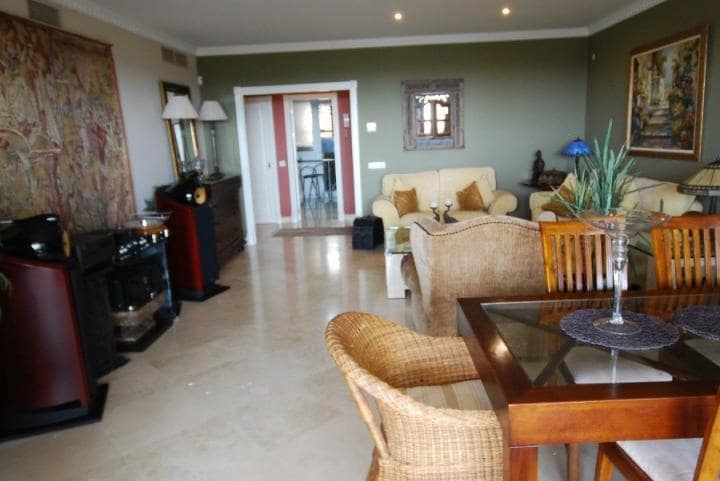 3 slaapkamer Appartement te koop in Marbella met zwembad garage - € 360.000 (Ref: 10001742)