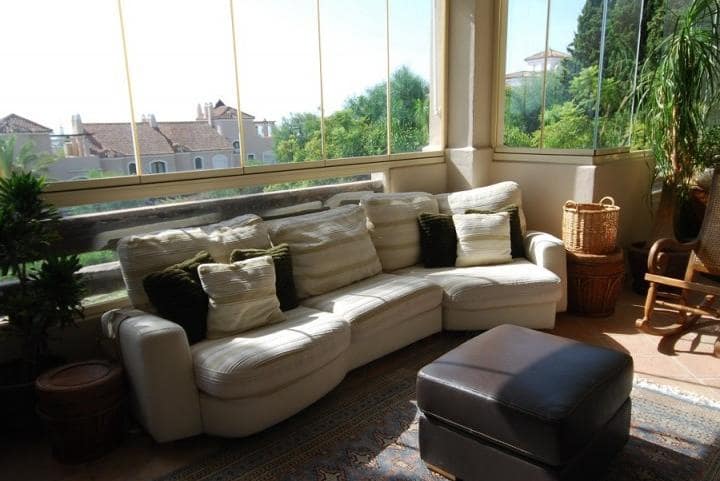 3 slaapkamer Appartement te koop in Marbella met zwembad garage - € 360.000 (Ref: 10001742)